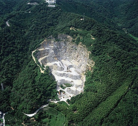 幡豆山口工場